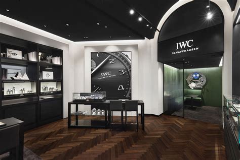 La nuova boutique IWC di Milano: il salotto del tempo.